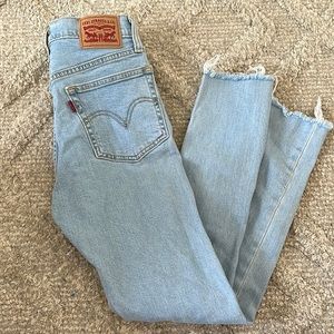 Levi Wedgie Skinny Jeans